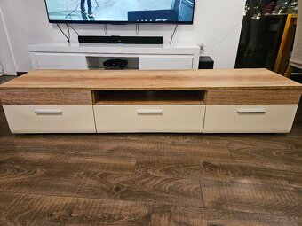 Komoda a stolik pod TV - 2