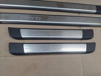 lišty prahu dverí Superb 2
- 2