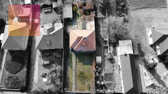 Na predaj rodinný 3,5 izbový dom pred rekonštrukciou v Šinta - 2