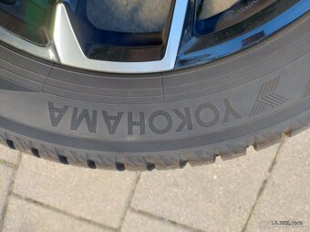 195/55 R16 Toyota Yaris - 2