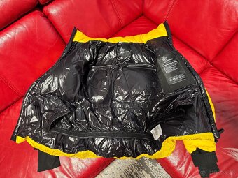 Moncler zimna bunda vel M - 2