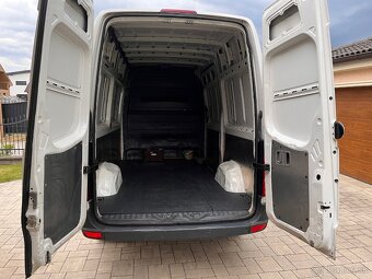 CRAFTER 2,5 12/2012 - 2