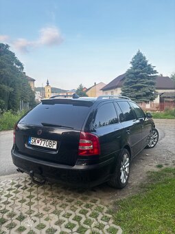 Škoda Octavia - 2