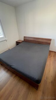 Manžeská posteľ - 2