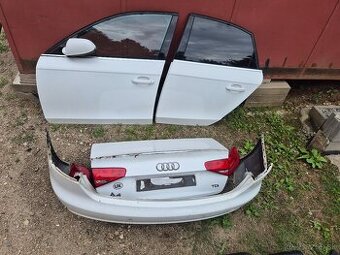 Predám náhradné diely na Audi a4 b8 facelift sedan - 2