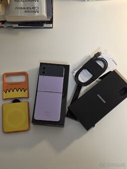 Samsung Galaxy Z Flip 4 128gb - 2