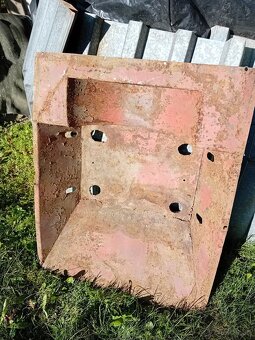 Plech pod elektrocentralu v3s - 2