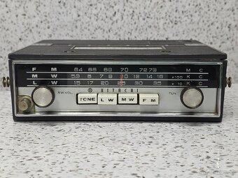 STAROŽITNÉ AUTORADIO 》Hitachi KM-900L - 2