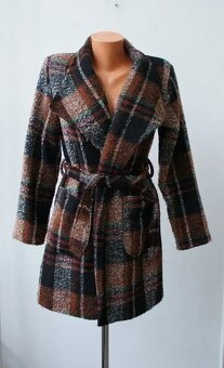 Dámsky krátky sezoný kabát.....veľ- S/36/8 - 2