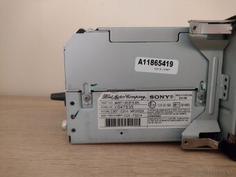 Ford rádio sony - 2