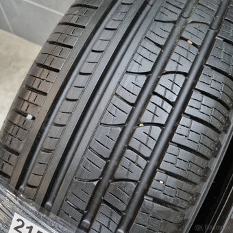 Zimné pneumatiky 215/65 R17 PIRELLI - 2