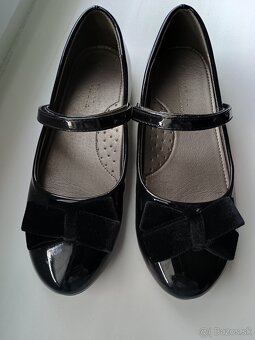 Dievcenske topanky, velkost 34 - 2