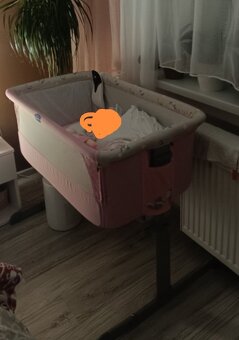 Predám postieľku Next2Me Chicco - 2