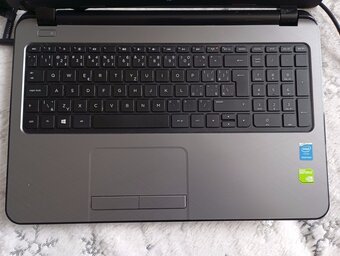 rozpredám na diely notebook Hp 15 - r261nc - 2