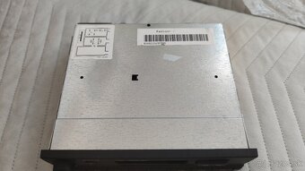 Originalne radio VW alpha s kodom - 2