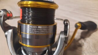 DAIWA FREAMS LT 2500S XH - 2