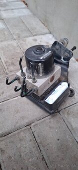 ABS pumpa VW Polo 9N - 2