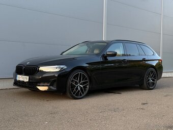 BMW 520i Touring G31 2023 99tis. odpočet DPH - 2