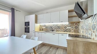 NOVOSTAVBA-VEĽKÝ 2 IZB BYT S LODŽIOU-SÍDLISKO ŽITAVA, VRÁBLE - 2