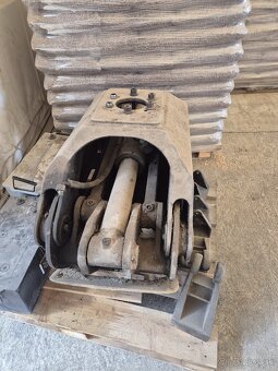 Drapak na hydraulicku ruku - 2