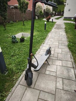 Elektrokolobežka Sencor Scooter S20 - 2