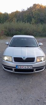 Škoda superb - 2