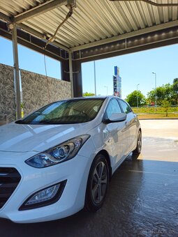 Predám Hyundai i30 1.6crdi - 2