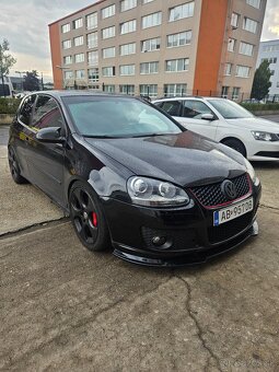 Volkswagen VW Golf 5 - 2