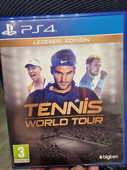 PS4 blue ray FIFA,assasins creed, wreckfest - 2