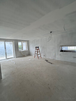 Skolaudovaná novostavba slnečného domu, Lubina - 2