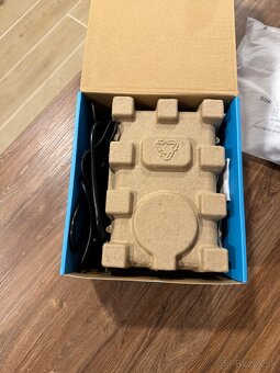 Nový HP Projector CC200 s diaľkovým ovládačom plus plátno - 2