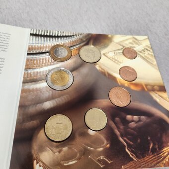 UNC Slovenské mince a euromedaily 2004 - 2