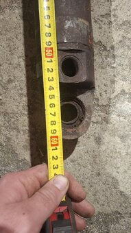 Hydraulicky piest - 2