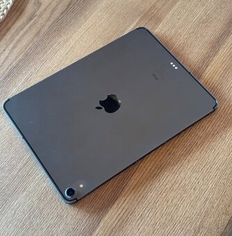 ipad pro 11' 1.gen 64GB + cellular - 2