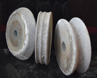 Predám zánovné filcové kotúče - 2