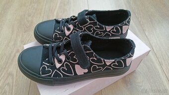 Dievčenské topánky 33 - 2