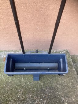 Posypový vozík Einhell - 2