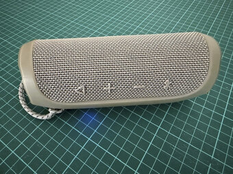 Predám reproduktor JBL FLIP 4 - 2