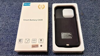 Kryt s nabíjačkou iPhone 15 Pro - 2