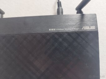 Router Asus RT-N12E - 2