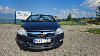 Opel Astra TwinTop cabrio - 2