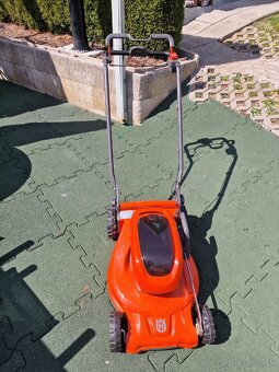 Predám Husqvarna LC 347iVX bez akumulátora a nabíjačky - 2