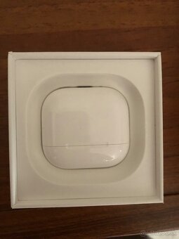 Apple AirPods 4 - 2