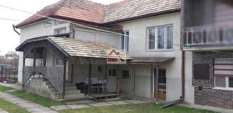 Rodinný dom - priestranný, dvojgeneračný, investičná príleži - 2
