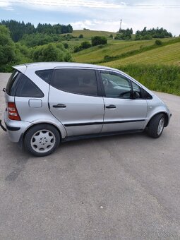 Mercedes A - 2