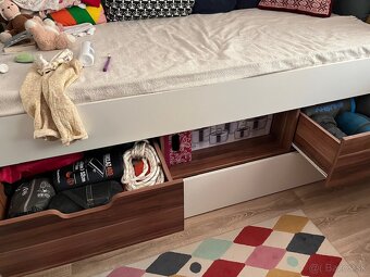 Predám rozkladaciu posteľ aj s matracmi - 2