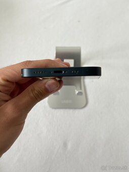 Na predaj IPhone 14 - 2