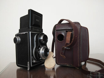 Starý fotoaparát Flexaret - 2