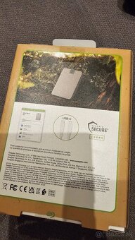 Novy Seagate Ultra Touch 4 TB HDD - 2