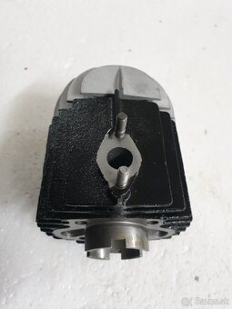 ● Jawa 555-550  ● - 2